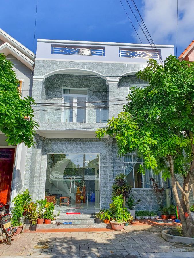 Muoi Homestay Chi Khu Co Ong Esterno foto
