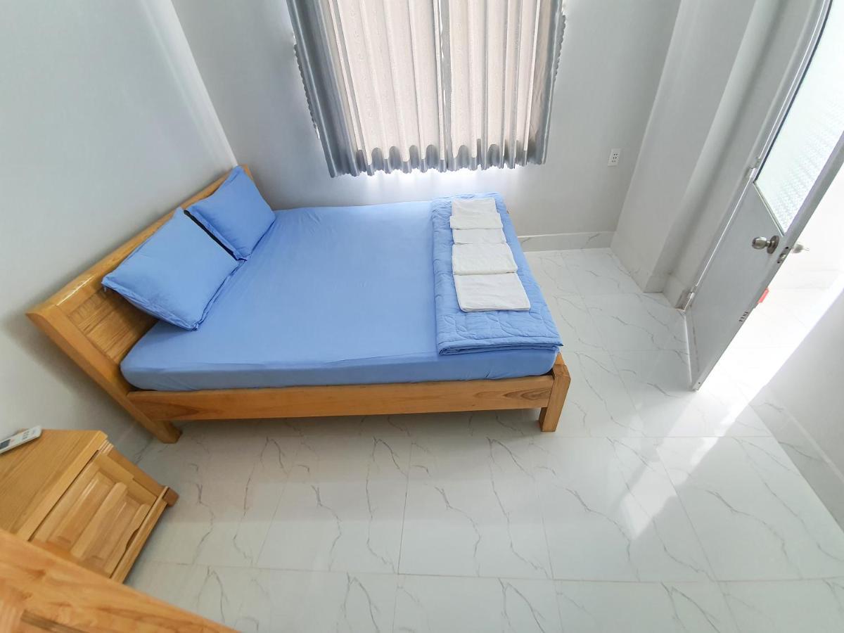 Muoi Homestay Chi Khu Co Ong Esterno foto