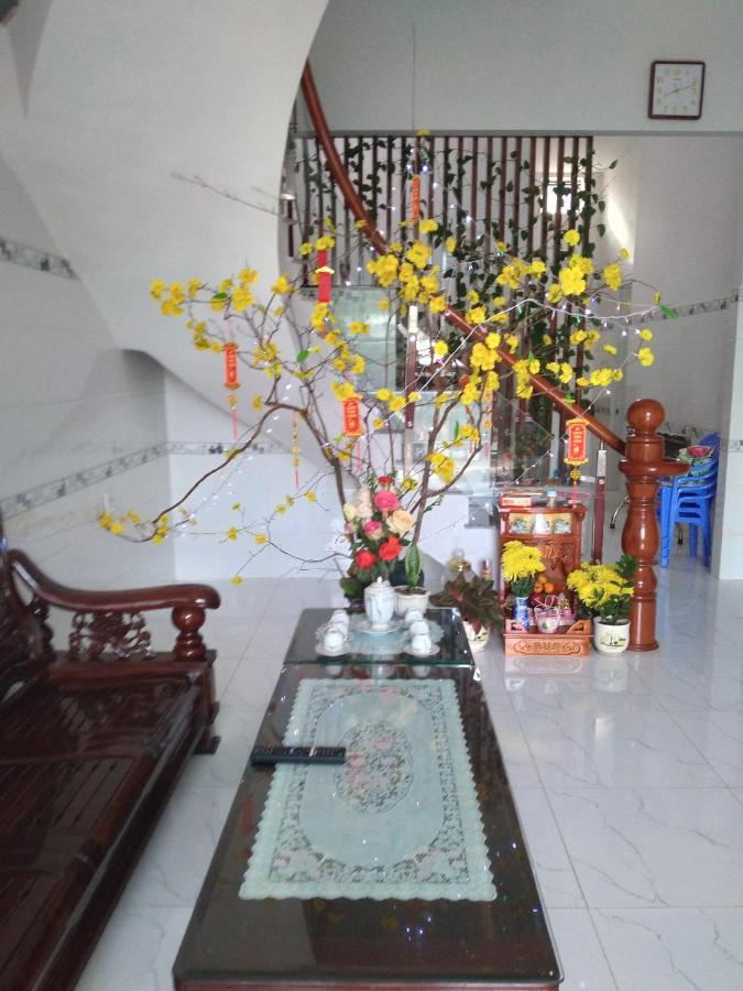 Muoi Homestay Chi Khu Co Ong Esterno foto
